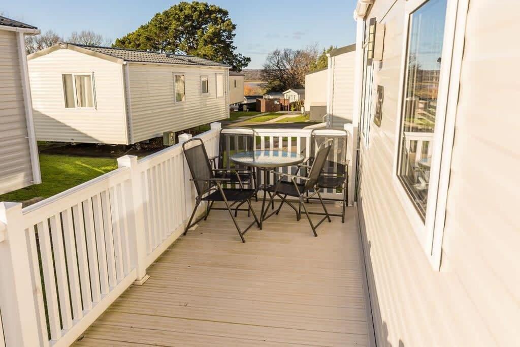 Club Tropicana Poole Luaran gambar