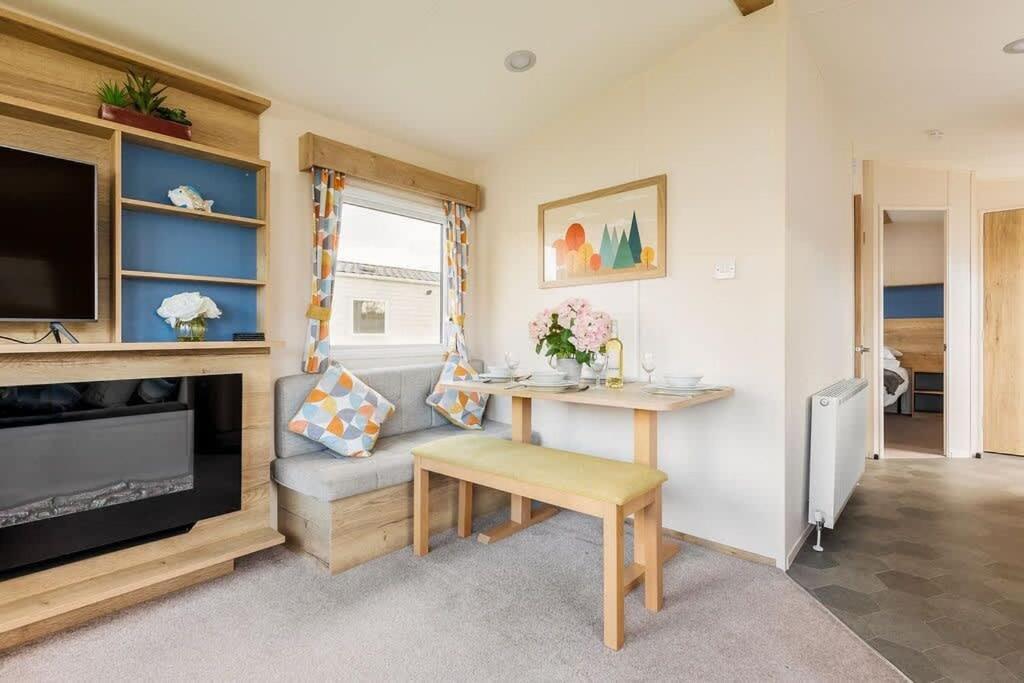 Club Tropicana Poole Luaran gambar